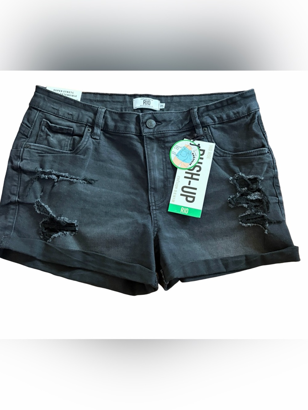 NWT Refuge Denim Black Distressed Push-Up Shorts Mid Rise Stretch W30